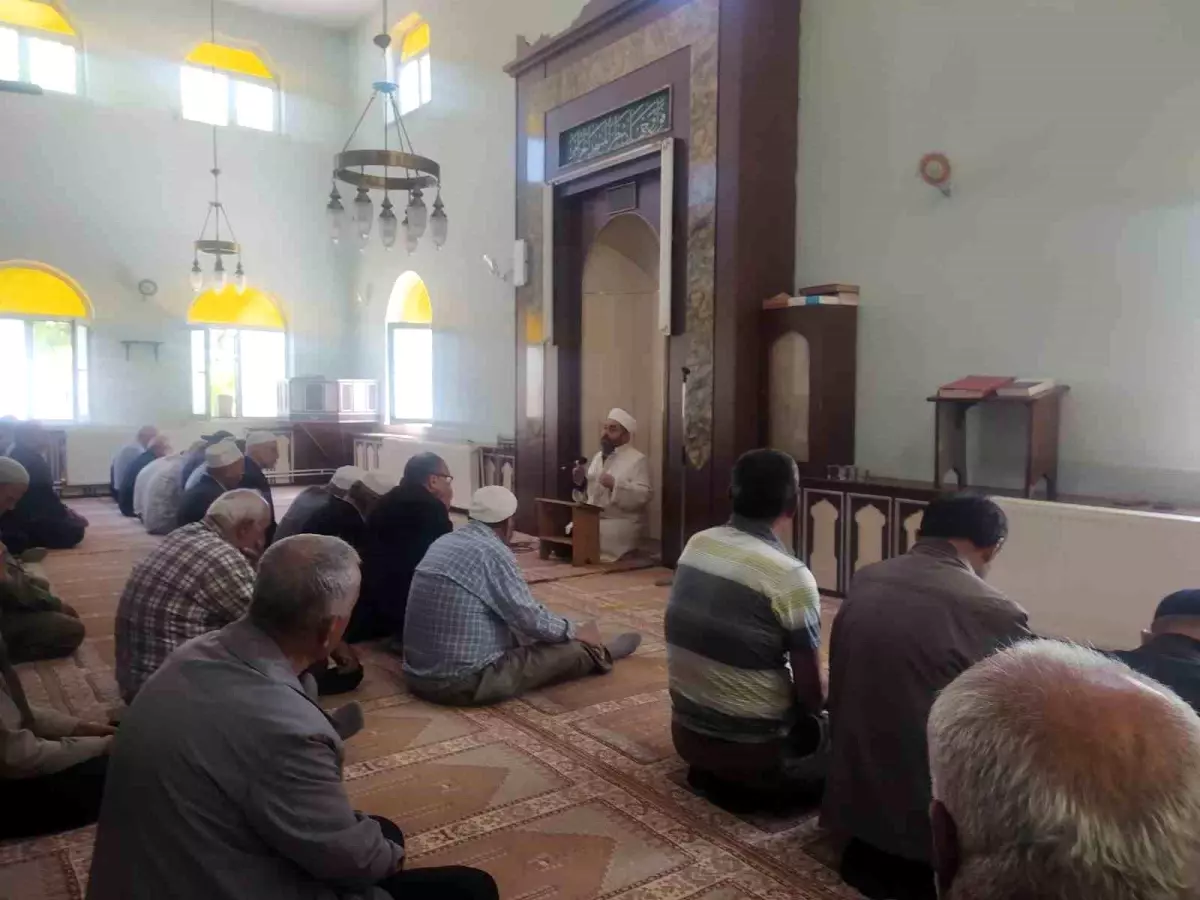 Beyşehir'de Çiftçiler Yağmur Duası için Bir Araya Geldi