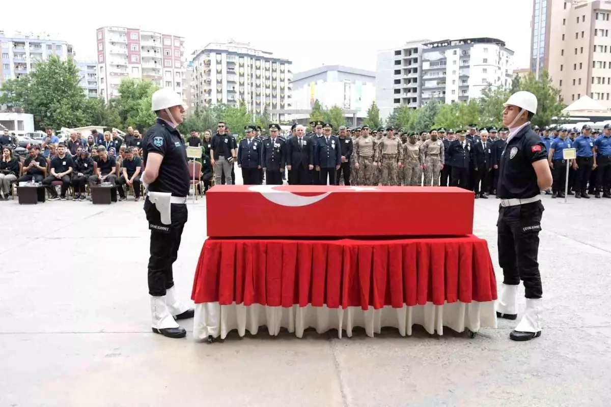 Diyarbakır'da hayatını kaybeden emniyet müdürü memleketine uğurlandı