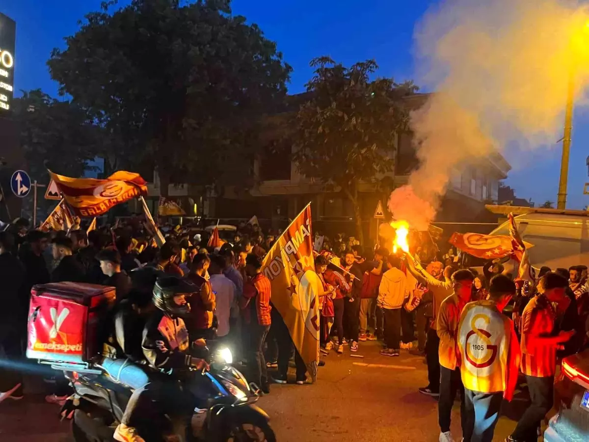 Galatasaray 25. Şampiyonluğunu İlan Etti