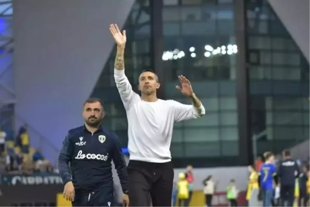 Petrolul Ploieşti, Mehmet Topal Yönetiminde Sezonu Galibiyetle Tamamladı