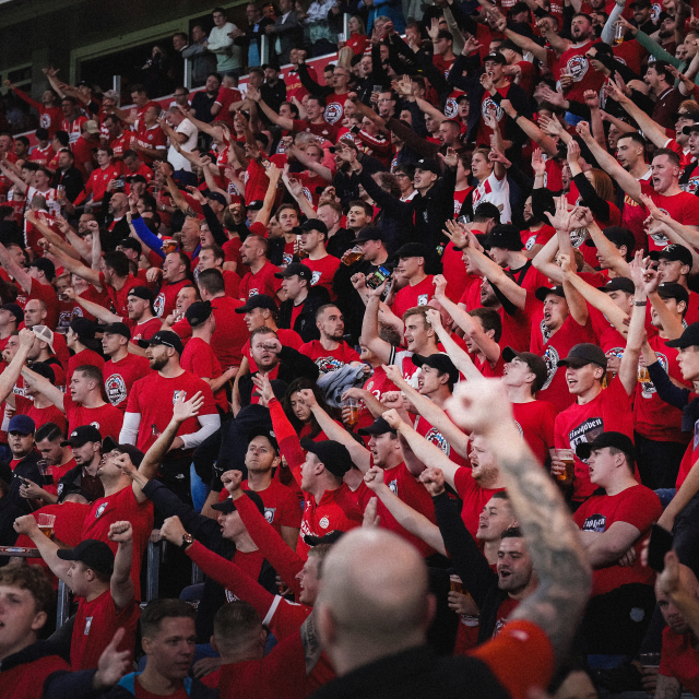 Mucizevi zafer! 9 puan farkı kapatıp şampiyon oldular