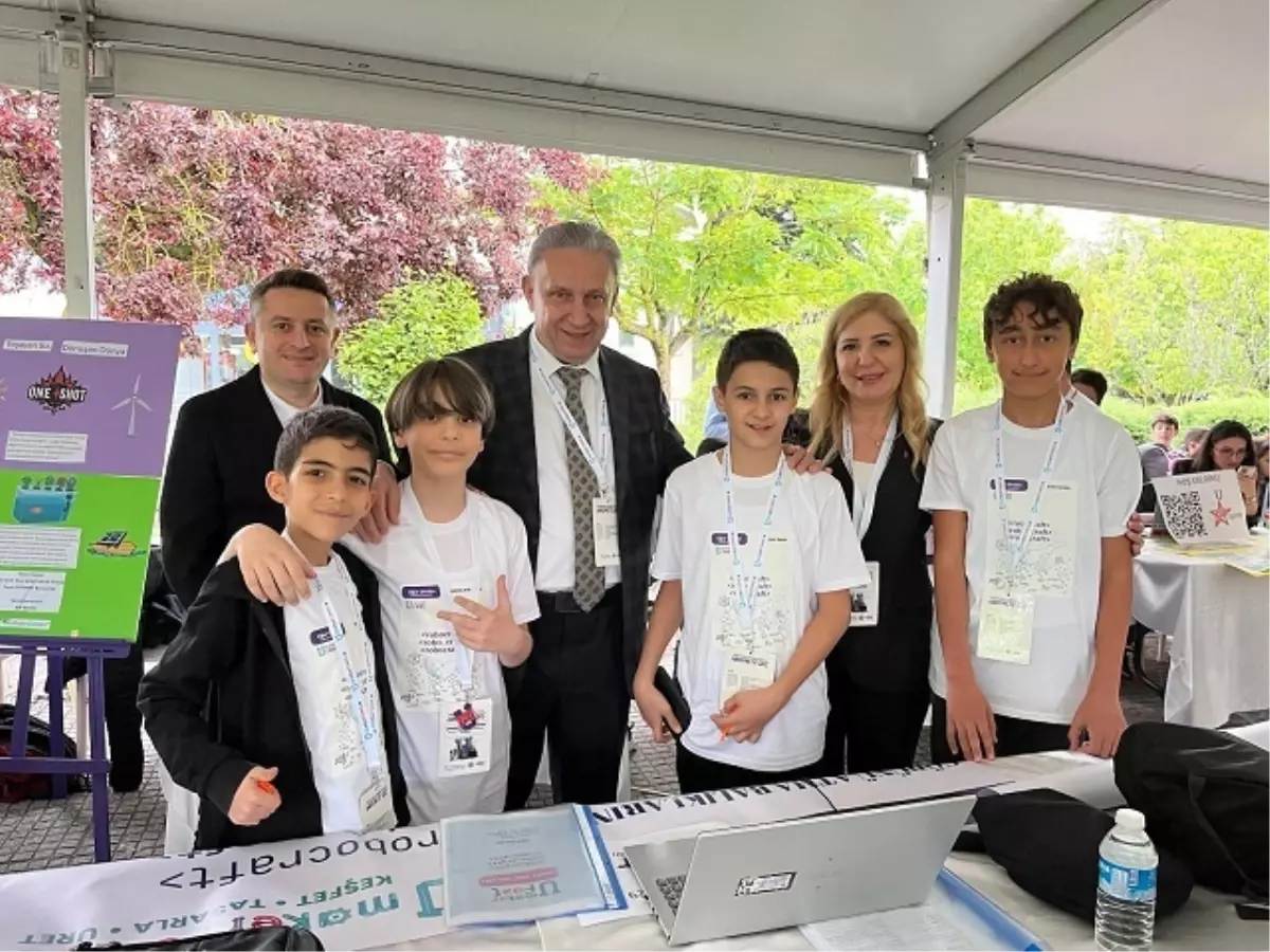 Öğrenciler, yenilikçi projeleriyle 9'uncu UMakerFest'te yarıştı