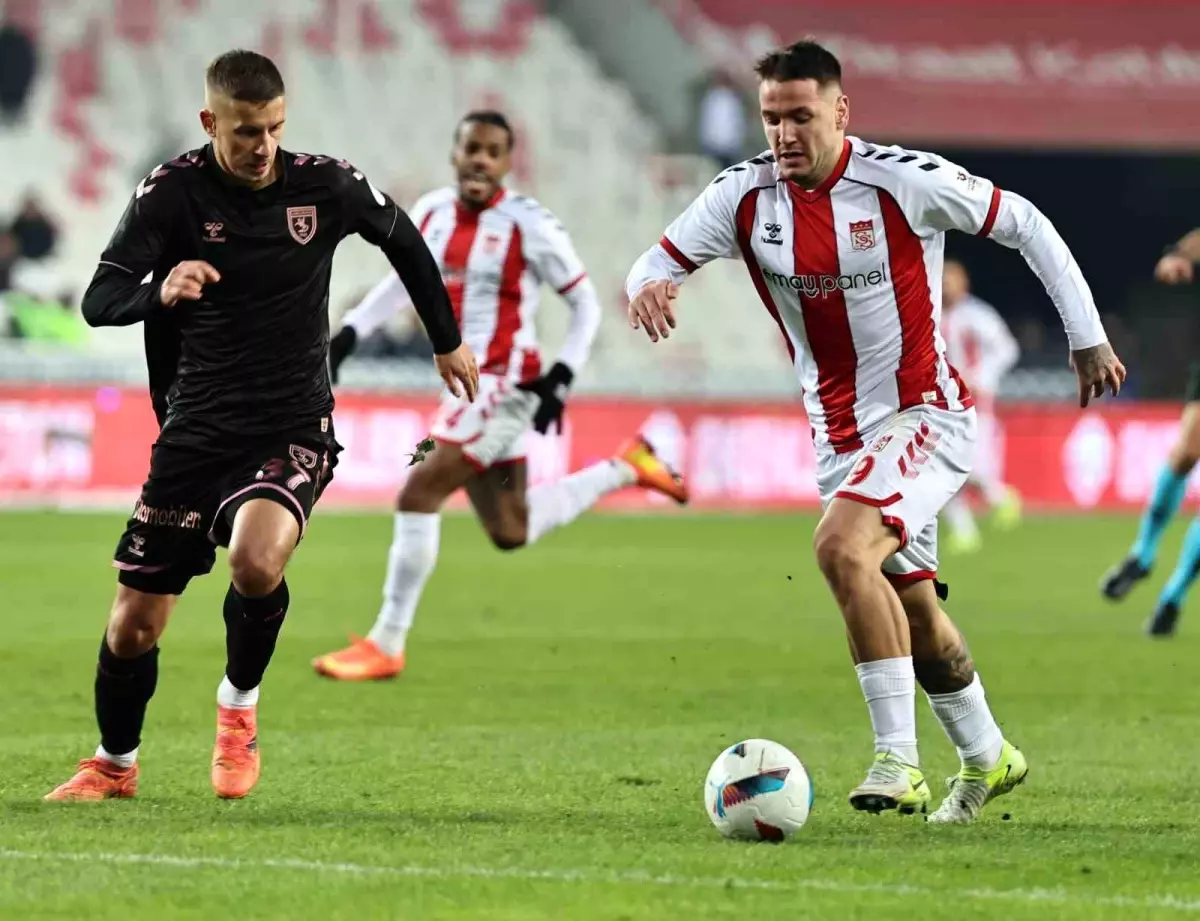 Samsunspor-Sivasspor Maçında VAR Danimarkalı Hakem Jonas Hansen