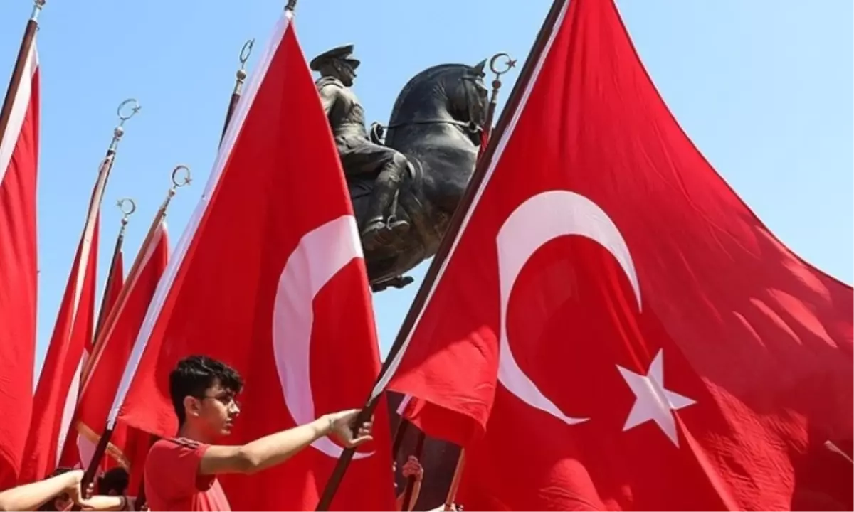 19 Mayıs okullar tatil mi, bugün okul yok mu?