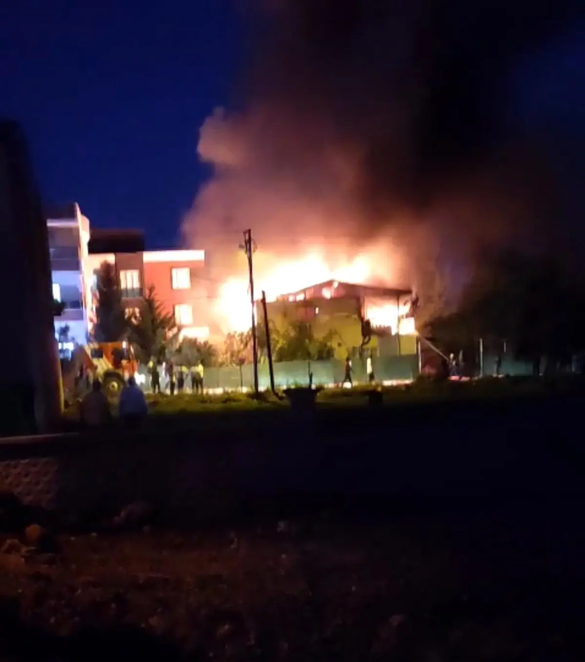 Adıyaman'da Yangın Paniği: 2 Katlı Ev Kullanılamaz Hale Geldi