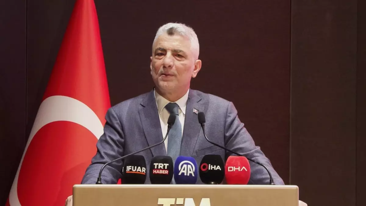 Bakan Bolat: Türkiye Yüzyılı'nı gençliğin yüzyılı yapmak zorundayız