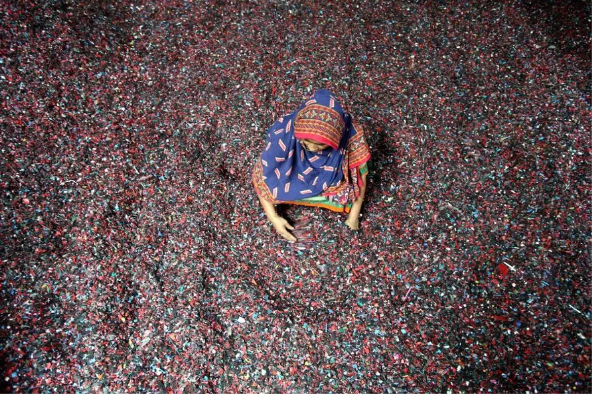 Bangladeş'te Plastik Atıkların Geri Dönüşümü ile Çevre Koruma Çabaları