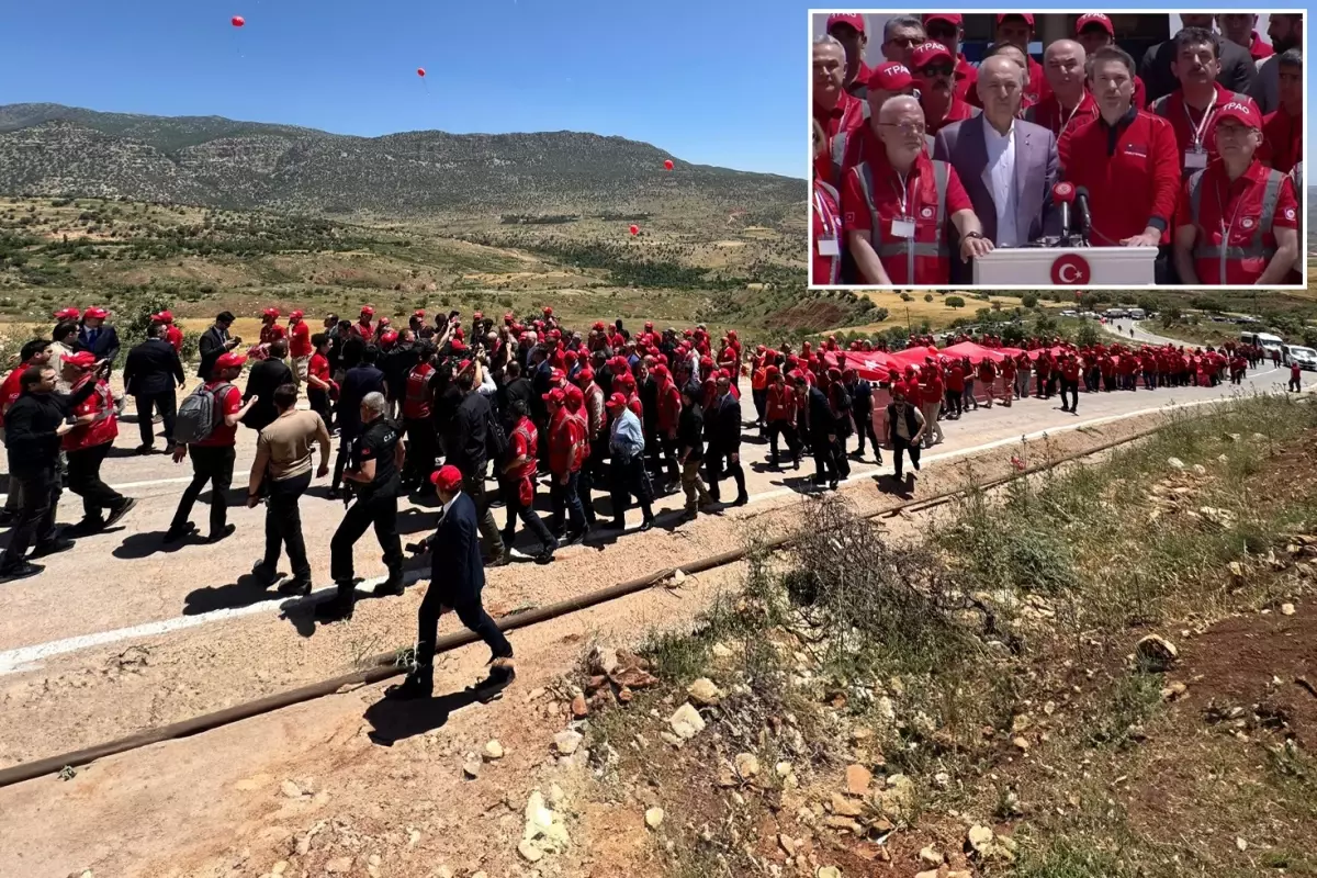 Gabar Dağı'nda 19 Mayıs yürüyüşü