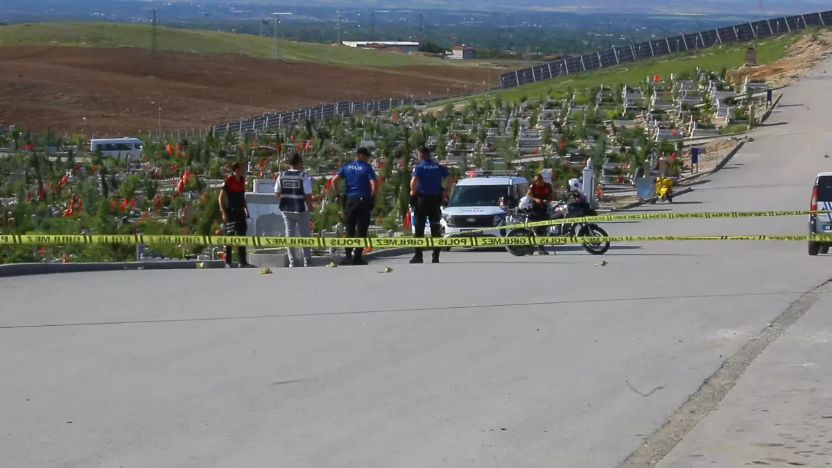 Malatya'da Husumetli Akrabalar Arasında Kavga: 3 Yaralı