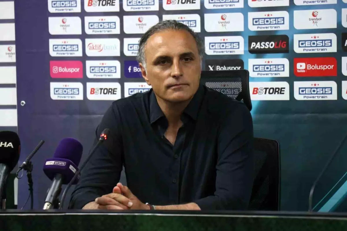 Bandırmaspor Teknik Direktörü Mustafa Gürsel: 'Tek hedefimiz Cuma günü turu geçmek'
