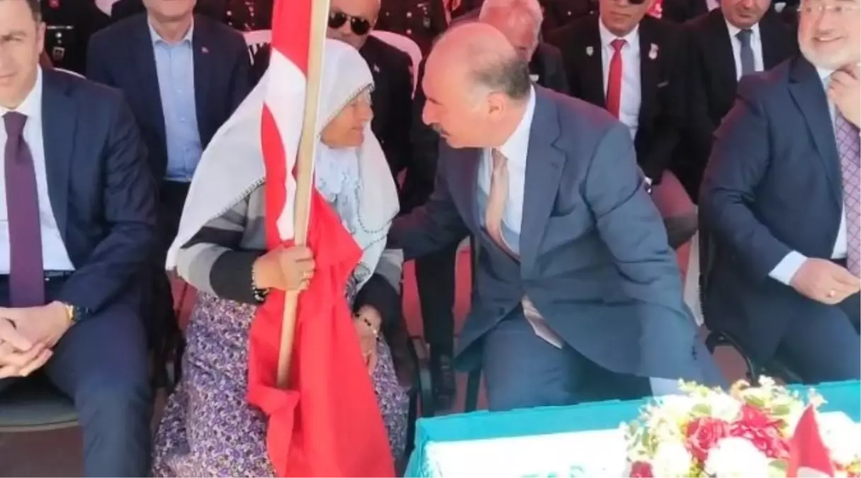 Vali Çalgan, 90 Yaşındaki Satı Bocuk'u Togg ile Evine Gönderdi