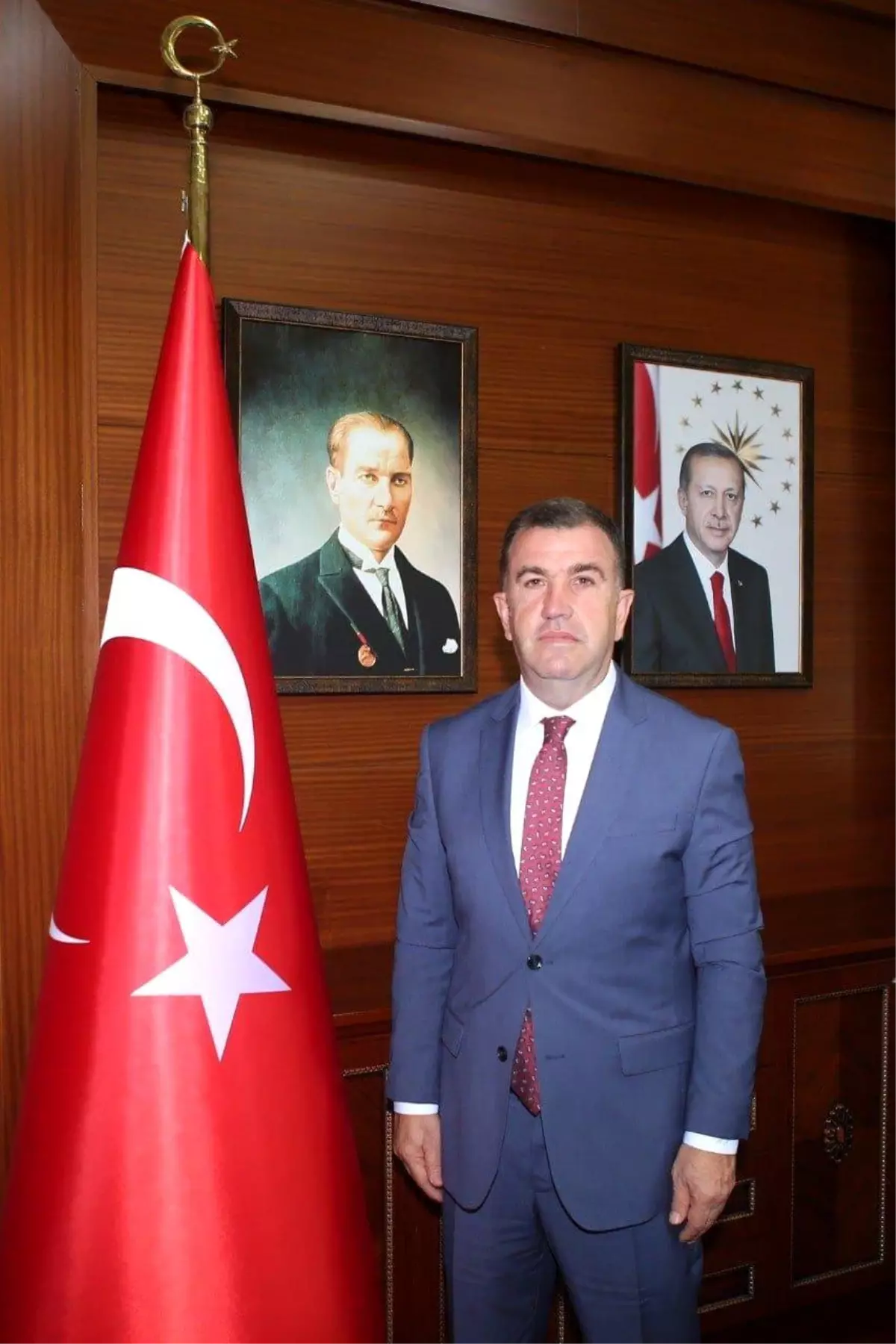 Vali Eldivan: 'Sizler yalnızca bu ülkenin geleceği değil; aynı zamanda bugününe de yön veren, değişimi ve kalkınmayı omuzlayan en büyük güçsünüz'