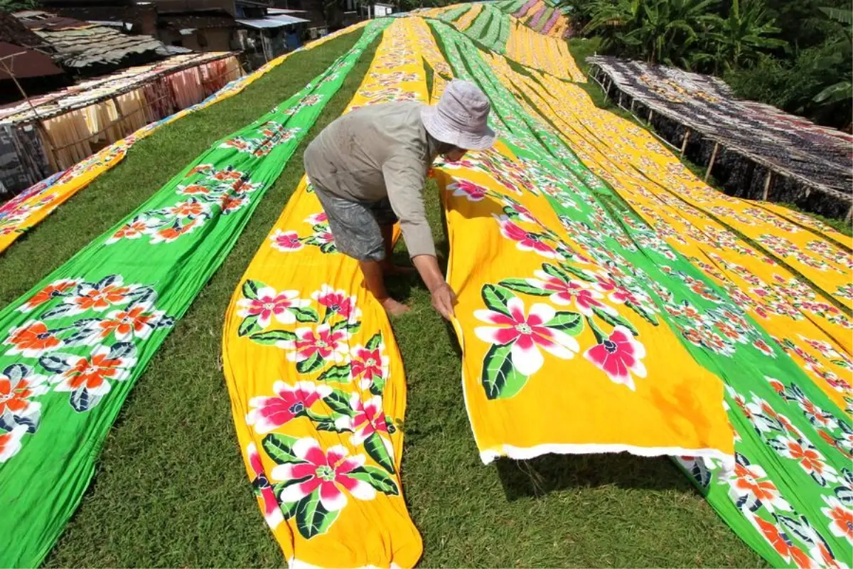 Endonezya'nın Batik Kumaşı, UNESCO'nun Kültürel Mirası Listesinde