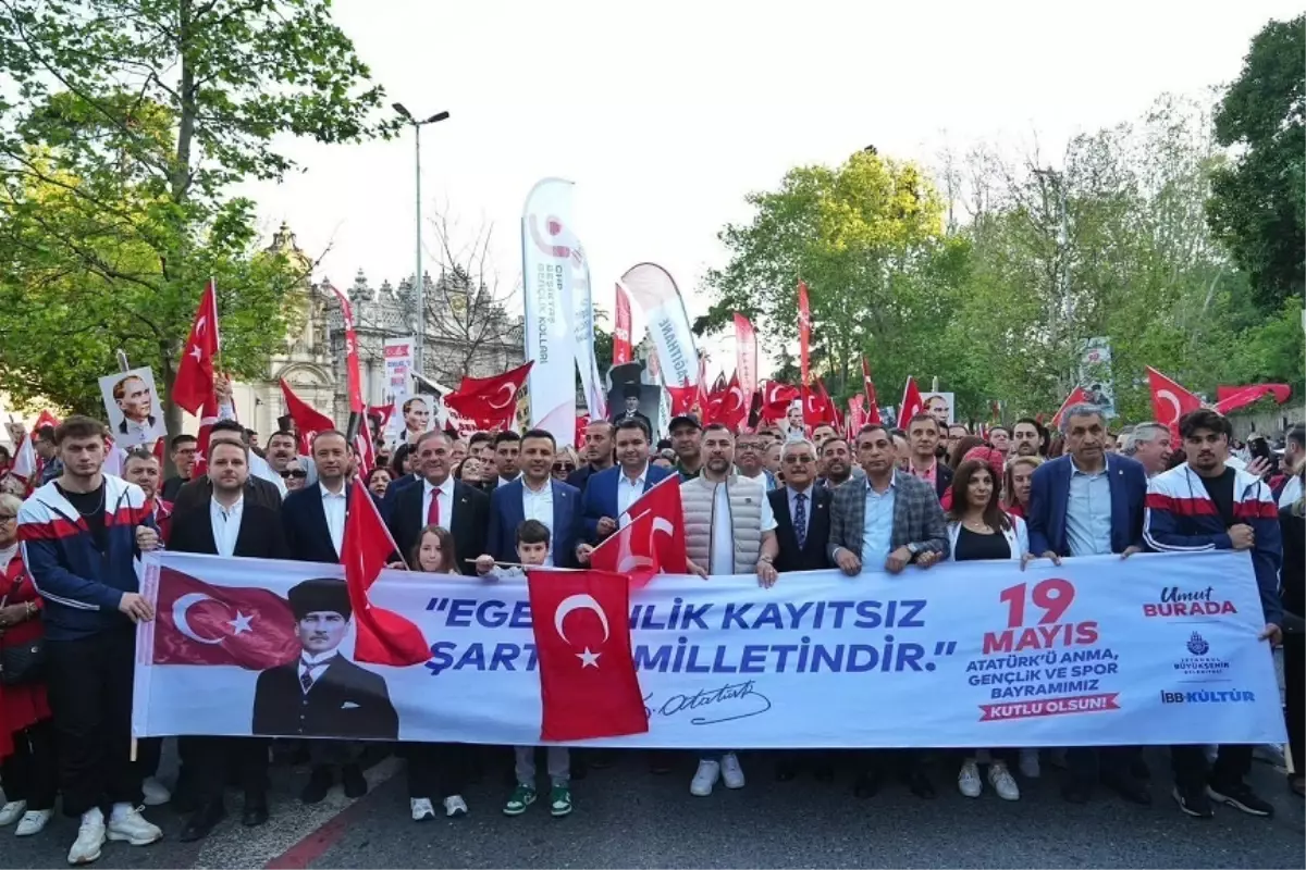 Beşiktaş'ta 19 Mayıs Coşkusu: Gençlik Festivali ve Yürüyüş