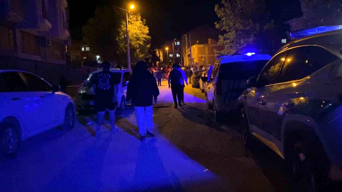 İnegöl'de Ailelerin Karıştığı Çocuk Kavgasında 2 Yaralı