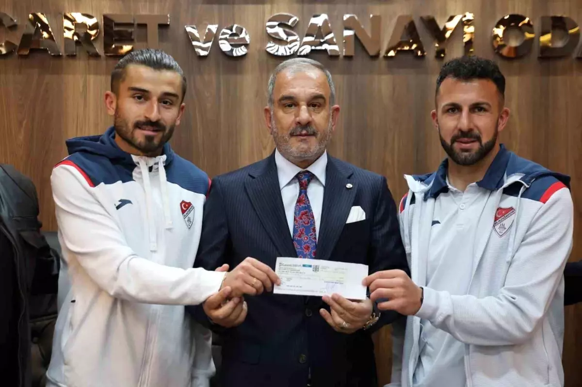 Elazığ Ticaret Odası, Elazığspor'a 10 Milyon Lira Bağışta Bulundu