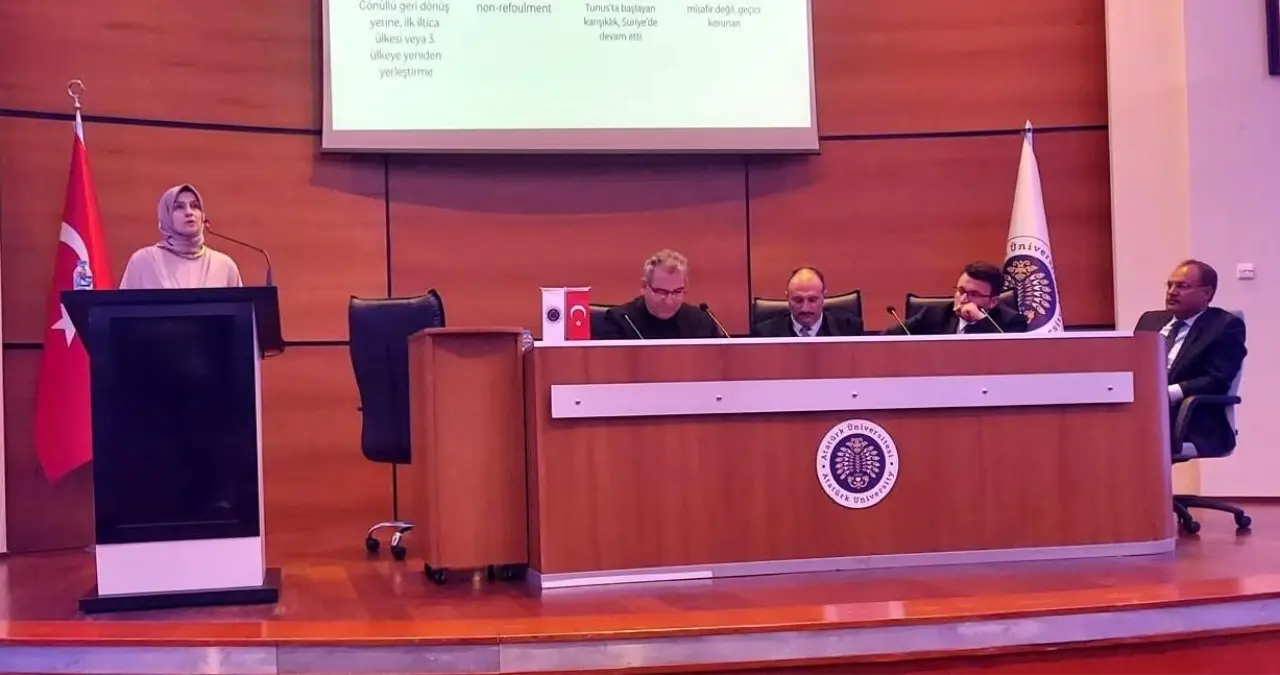 Erzurum'da 'Farklı Yönleriyle Göç' Sempozyumu Düzenlendi