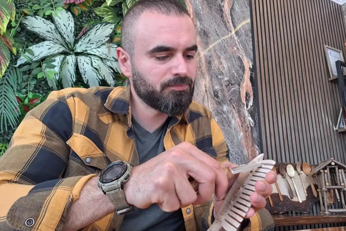 Hobisi hayatını değiştirdi! Elleriyle yapıp 4 ülkeye gönderiyor