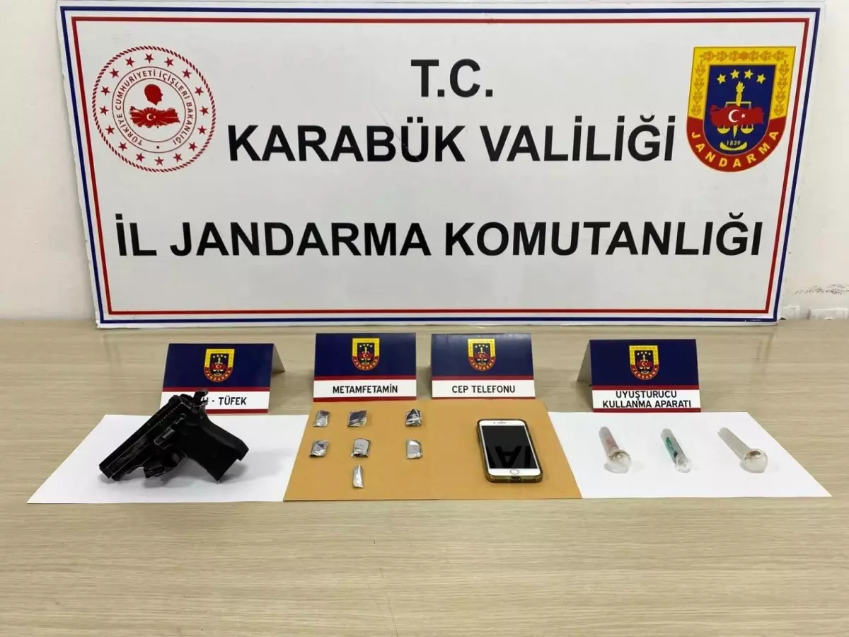 Karabük'te Uyuşturucu Operasyonlarında 9 Gözaltı
