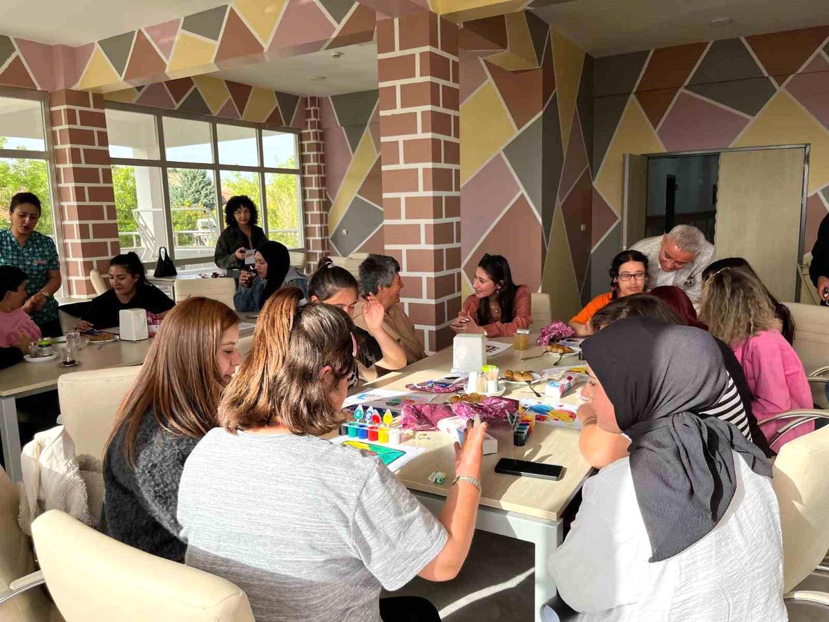 Kırşehir'de Engellilere Yönelik Sanatsal Etkinlikler Düzenlendi