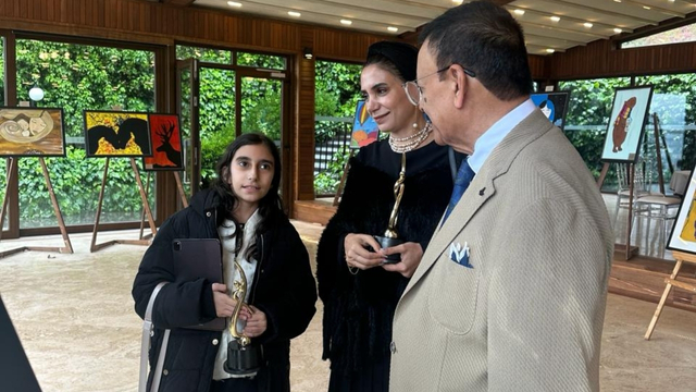 Küçük ressam Zeynep Reyyan Gören'den ilk sergi
