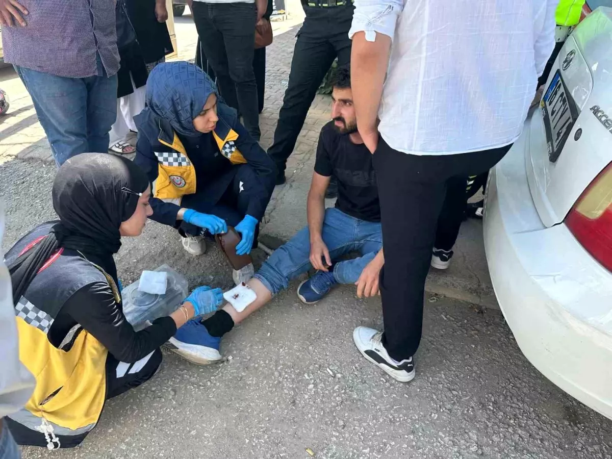 Adıyaman'da Motosiklet ve Otomobil Çarpıştı: 1 Yaralı
