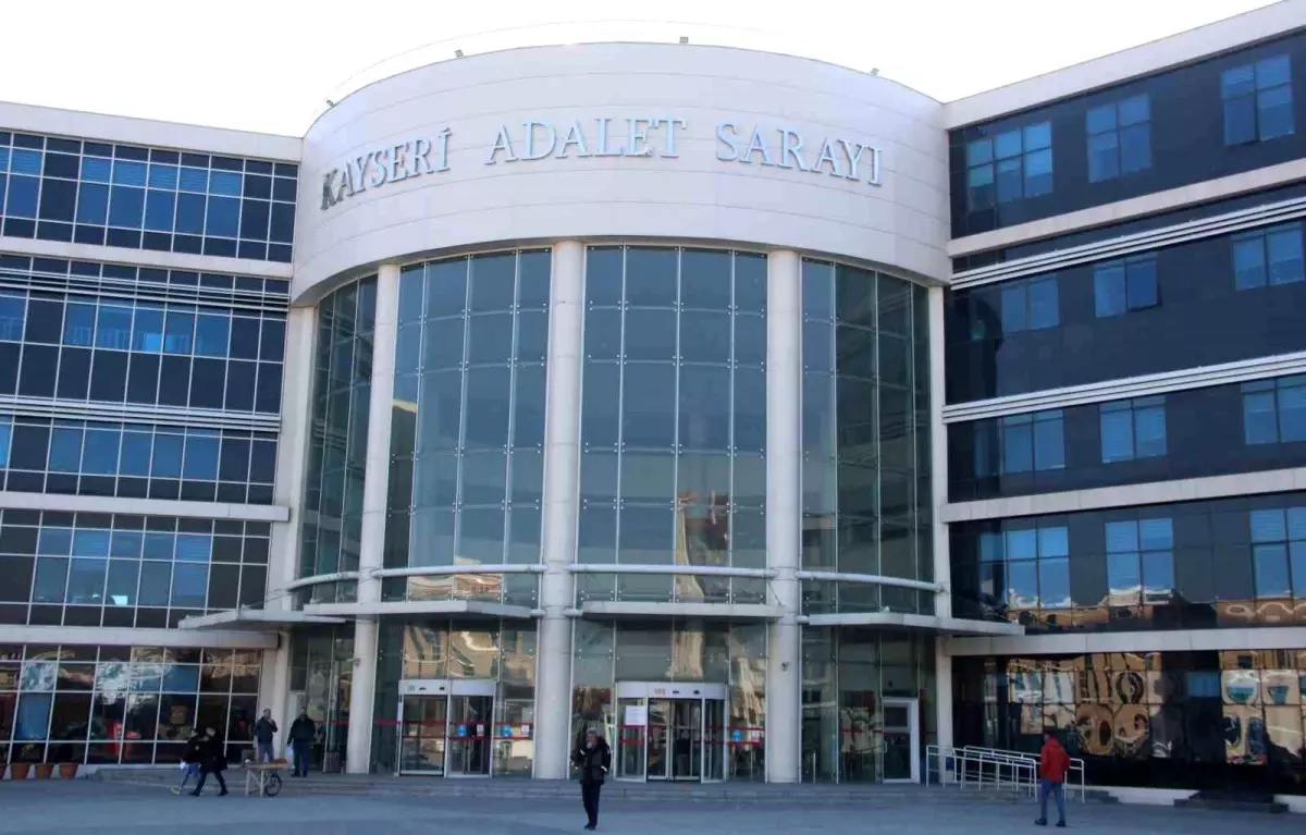 Kayseri'de Uyuşturucu Ticareti Davası: Sanıklar Birbirini Suçladı