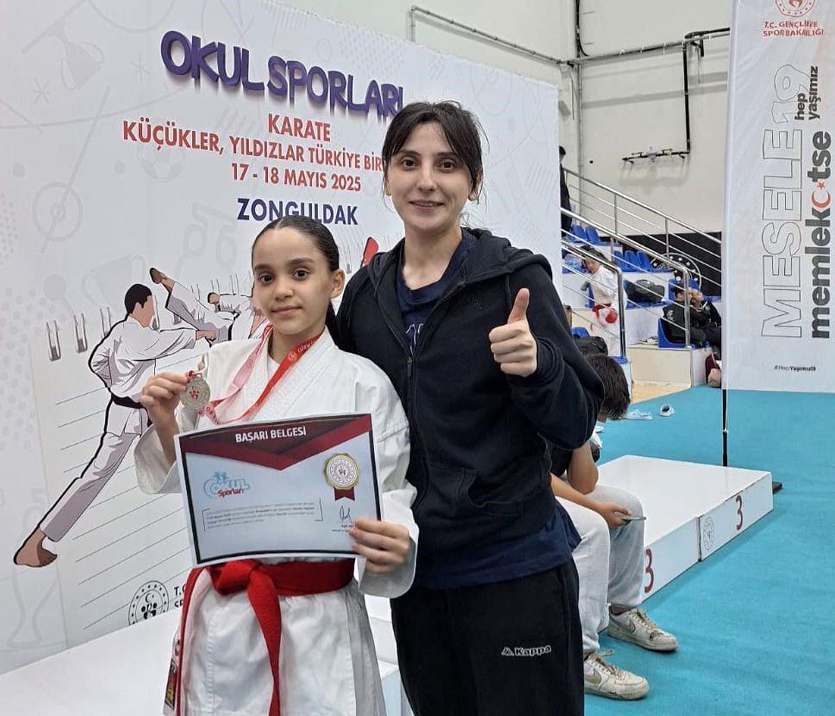Asel Sarıgül Türkiye İkincisi Olup Gümüş Madalya Kazandı