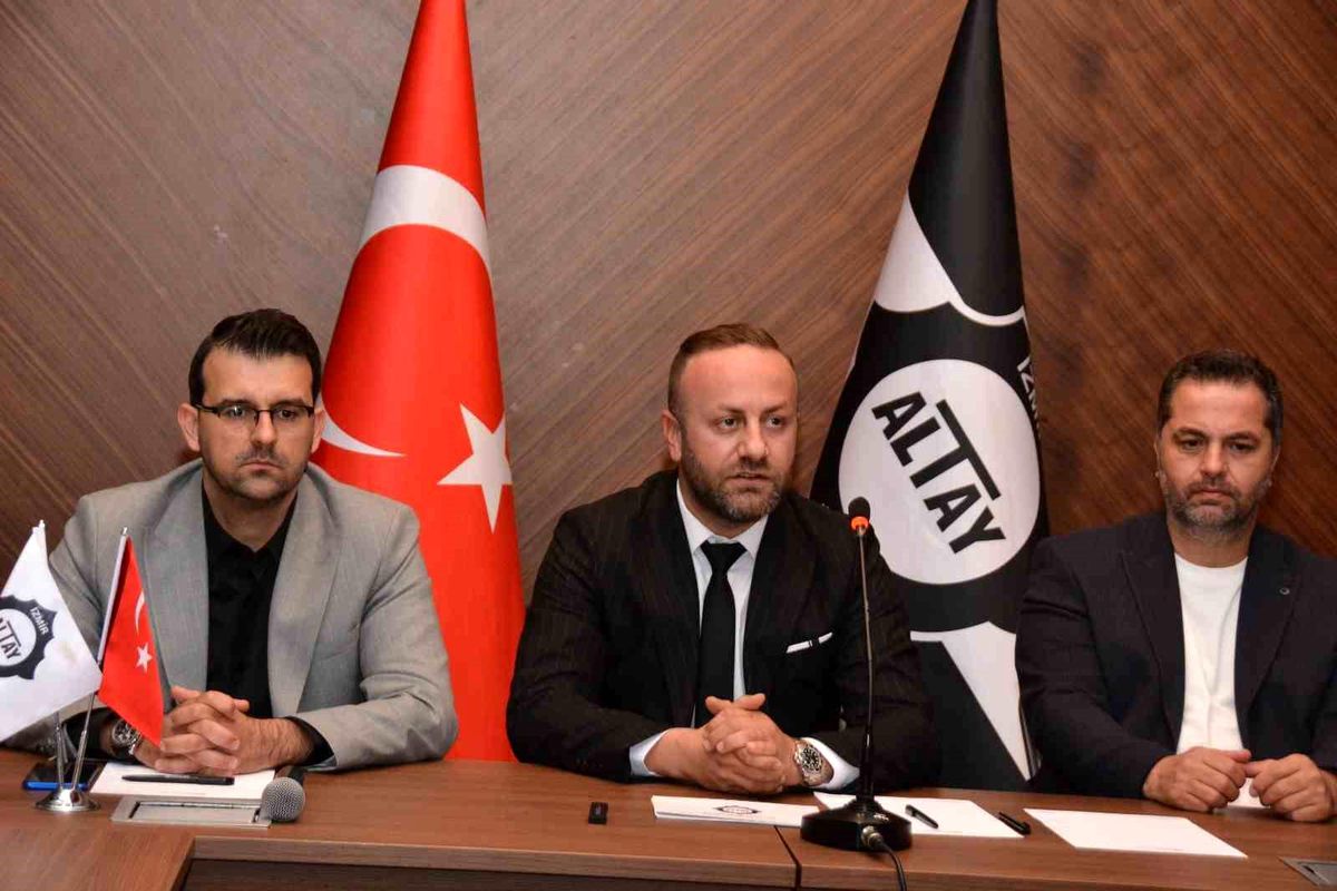 Sinan Kanlı, Altay Spor Kulübü Başkanlığına Aday Oldu