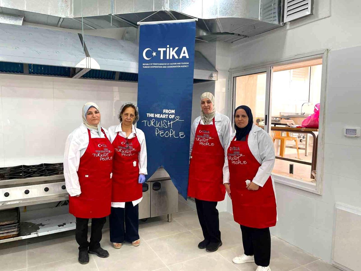TİKA, Filistin'deki Arap Kadınlar Birliği'nin 'Sağlıklı Mutfak' Projesini Destekliyor