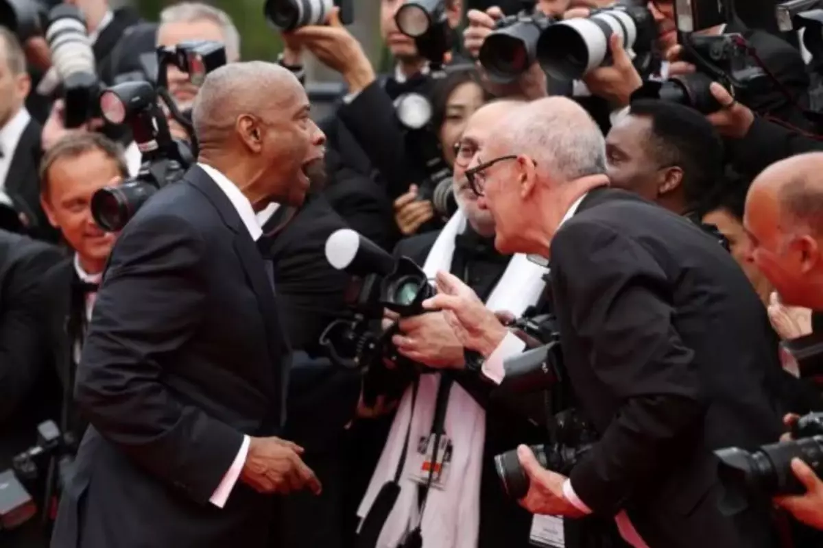 Ünlü aktör, Cannes Film Festivali'nde kendisine dokunan gazeteciye bağırdı