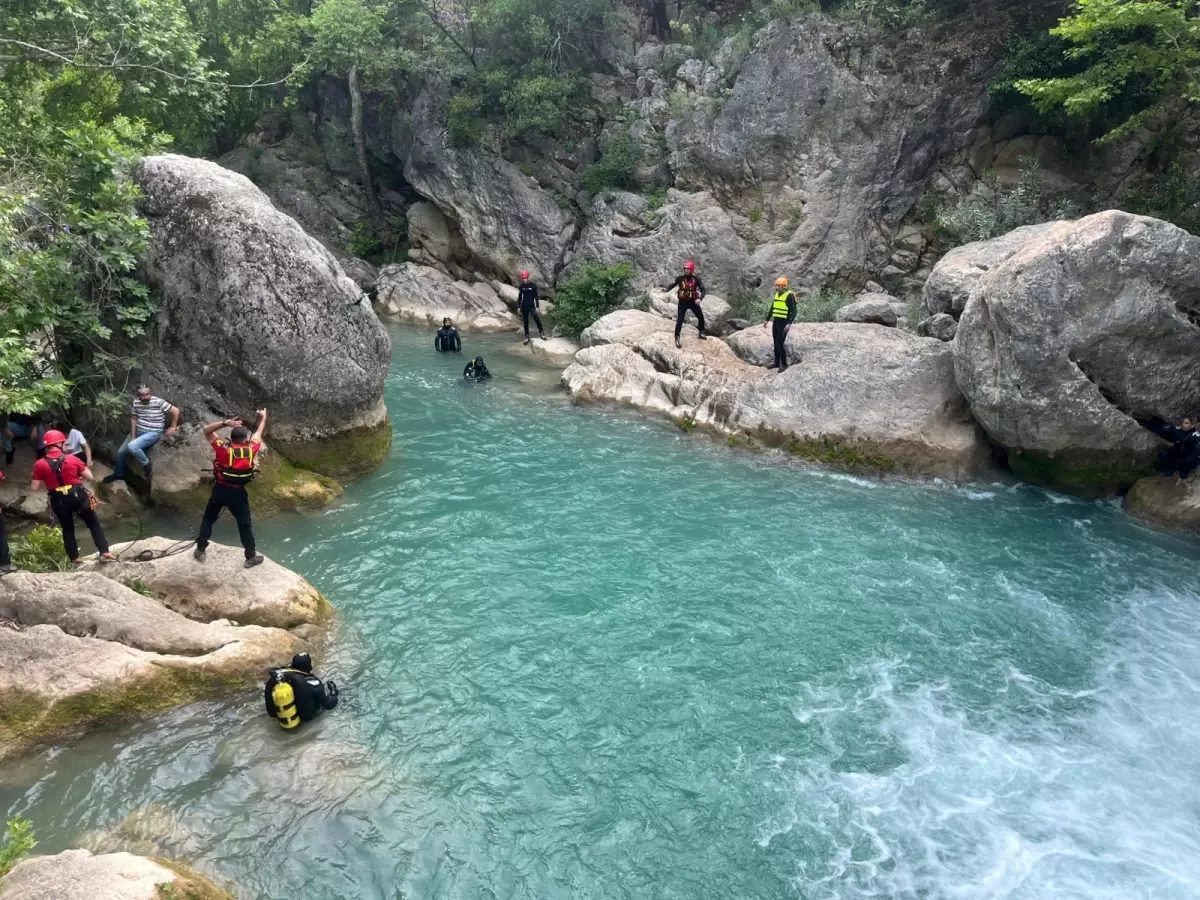 Yazılı Kanyon Tabiat Parkı'nda suya düşen üniversite öğrencisi hayatını kaybetti