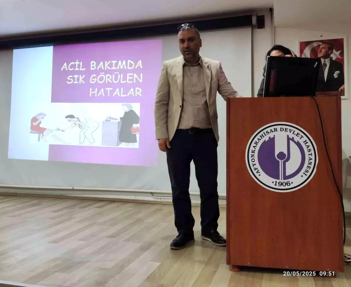 Afyonkarahisar Devlet Hastanesi'nde 'Tıbbi Malpraktis' Eğitimi Düzenlendi