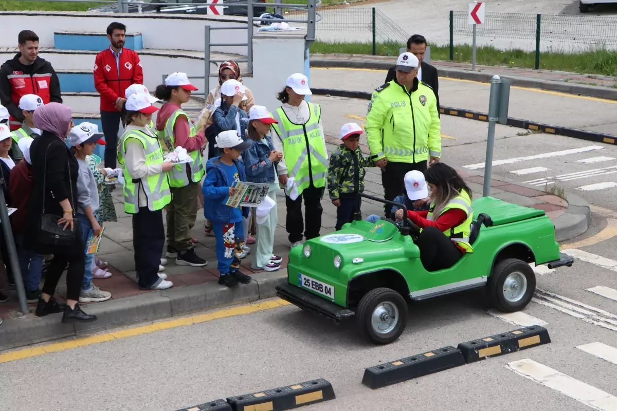 Devlet Korumasındaki Çocuklara Trafik Eğitimi