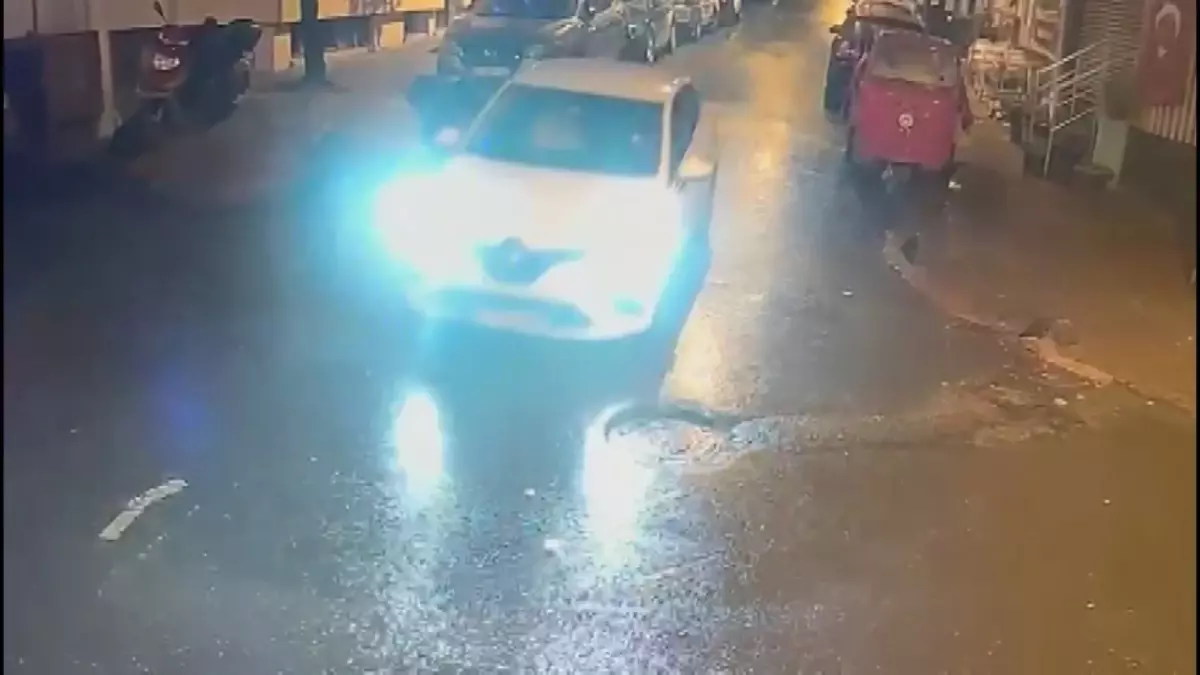 Beyoğlu'nda Kulübeye Kurşun Sıkan 3 Şüpheli Gözaltına Alındı