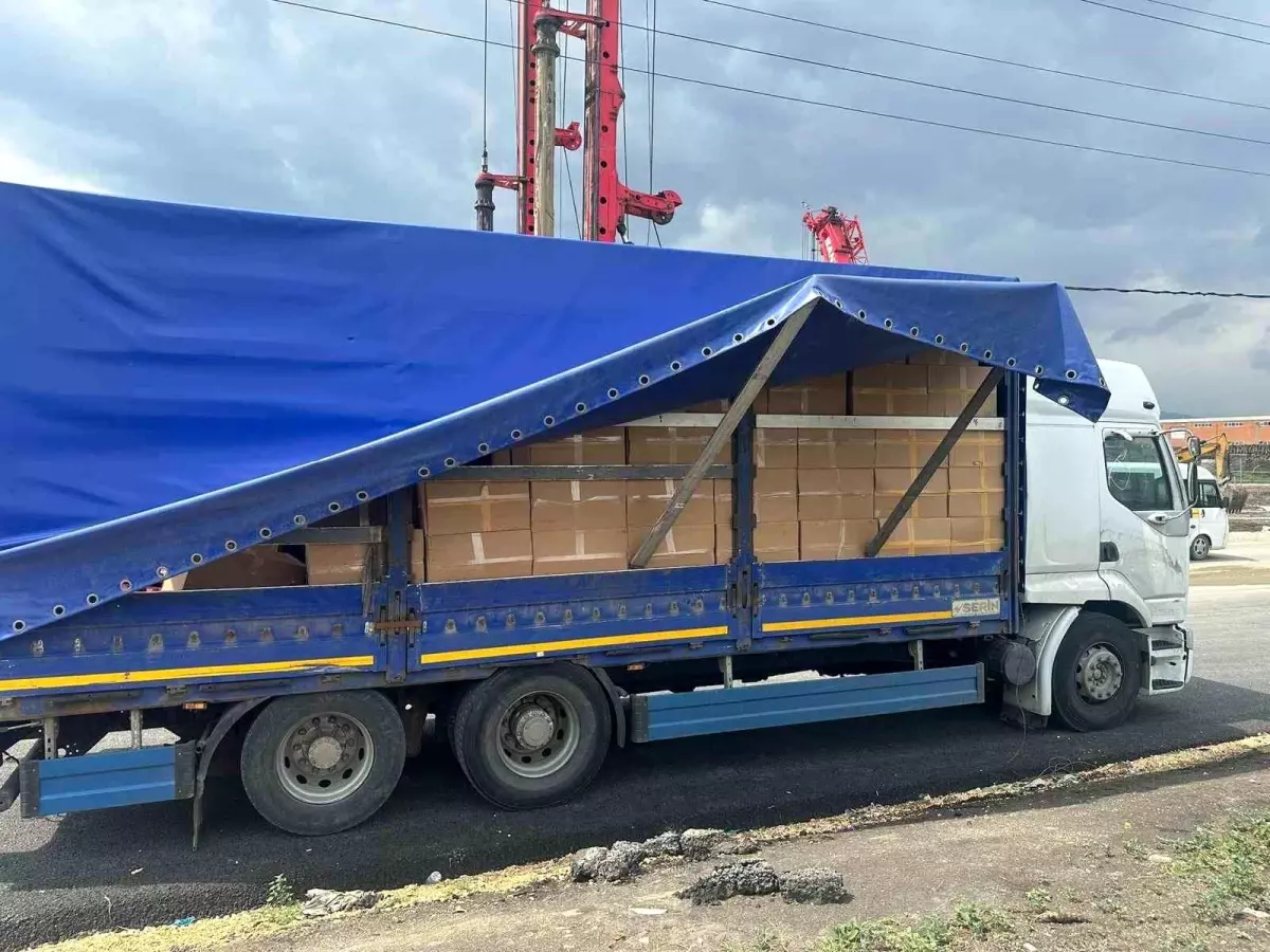 Bursa'da Sahte Alkol ve Kaçak Tütün Operasyonu: 5 Milyon Dolu Makaron Ele Geçirildi