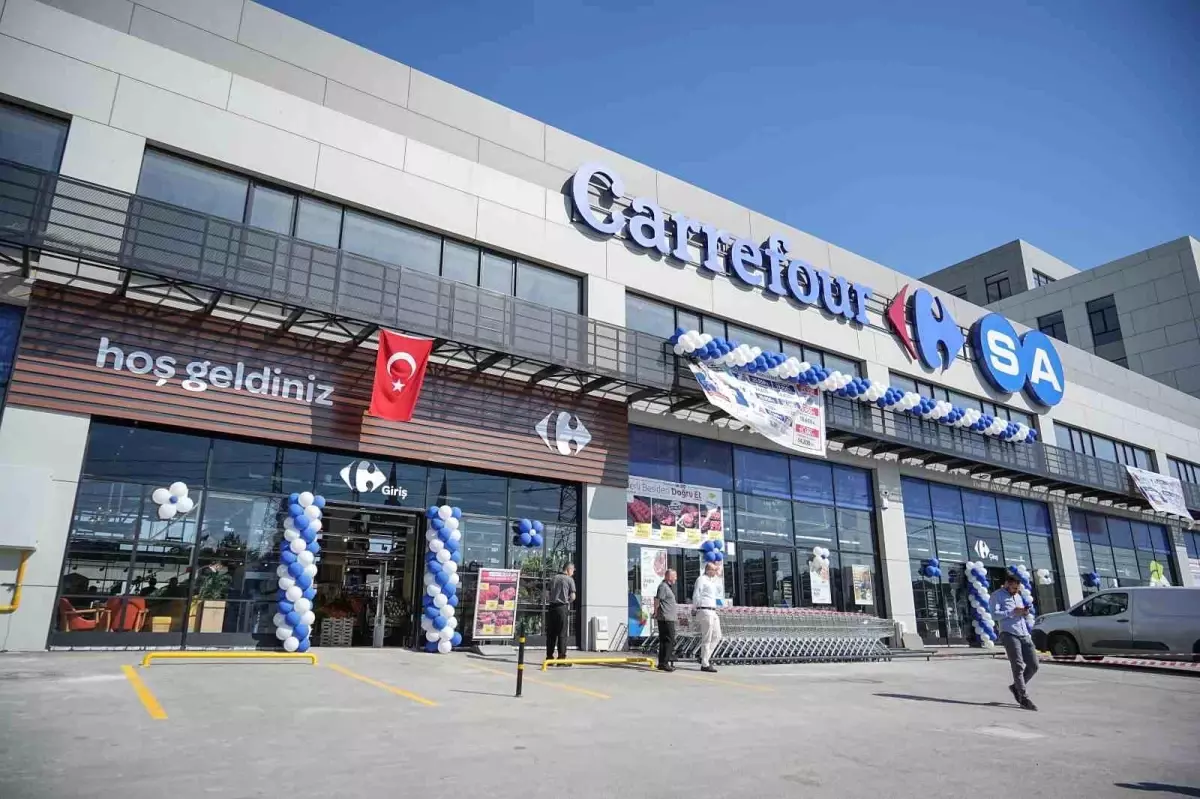 CarrefourSA, Bursa'da Yeni Hiper Market Açtı