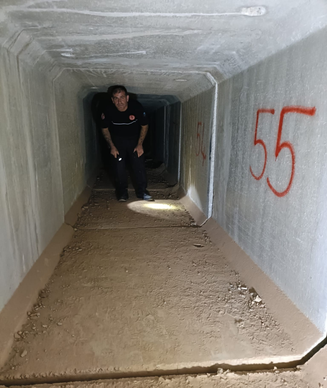 Children made the drainage tunnel their home! A bed was found inside
