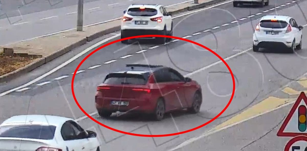 Ehliyetsiz Sürücüye Trafikte Makas Atmaktan Yüksek Ceza