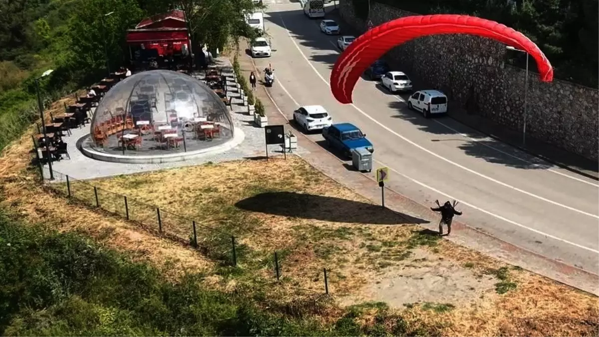 Ekstrem Sporcu Mertcan Serçe, Evine Paraşütle Uçtu