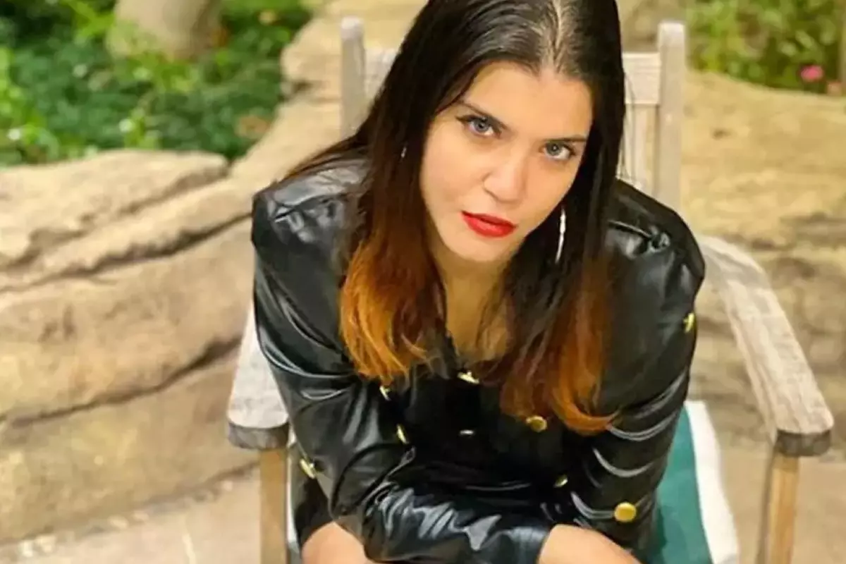 Feyza Civelek'e nazar değdi
