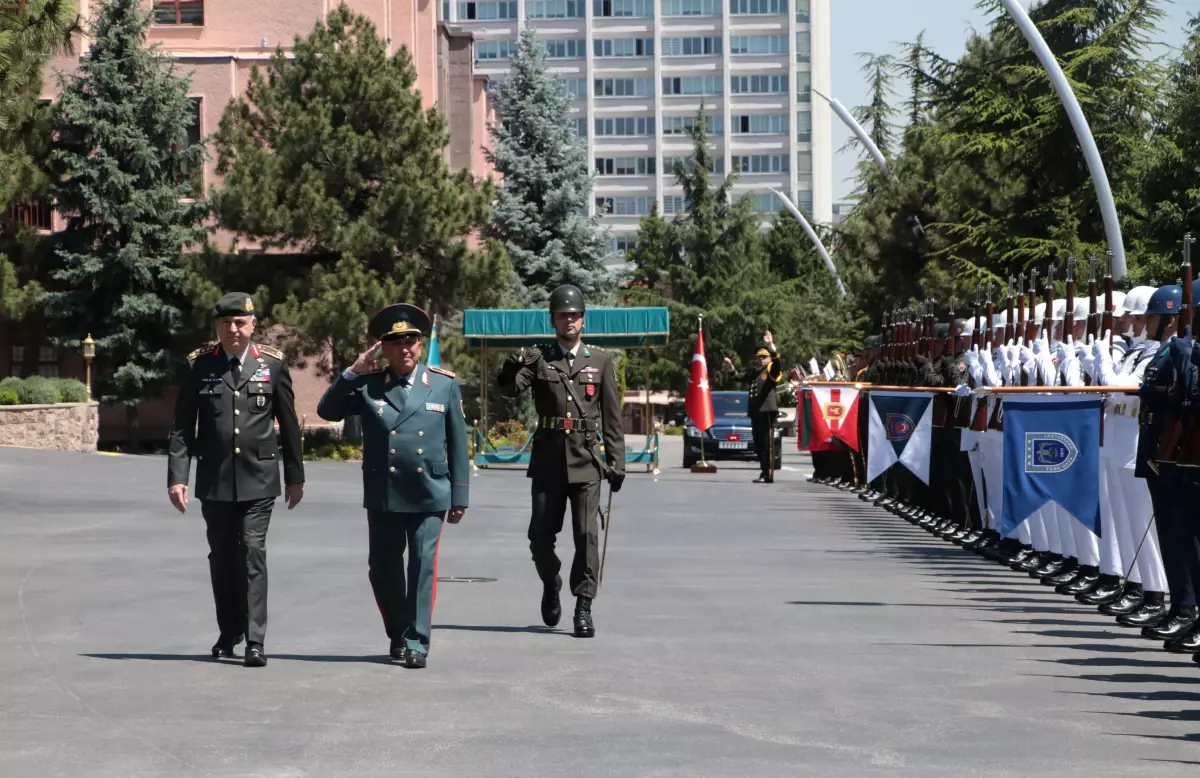 Genelkurmay Başkanı Metin Gürak, Kazakistan Genelkurmay Başkanı ile Bir Araya Geldi