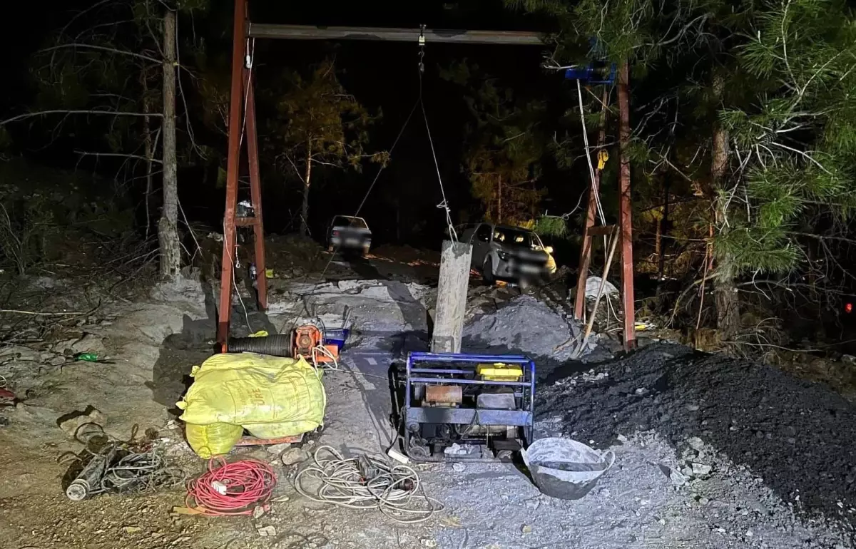 Gaziantep'te Kaçak Krom Madeni İle Suçüstü Yakalanan 4 Şahıs