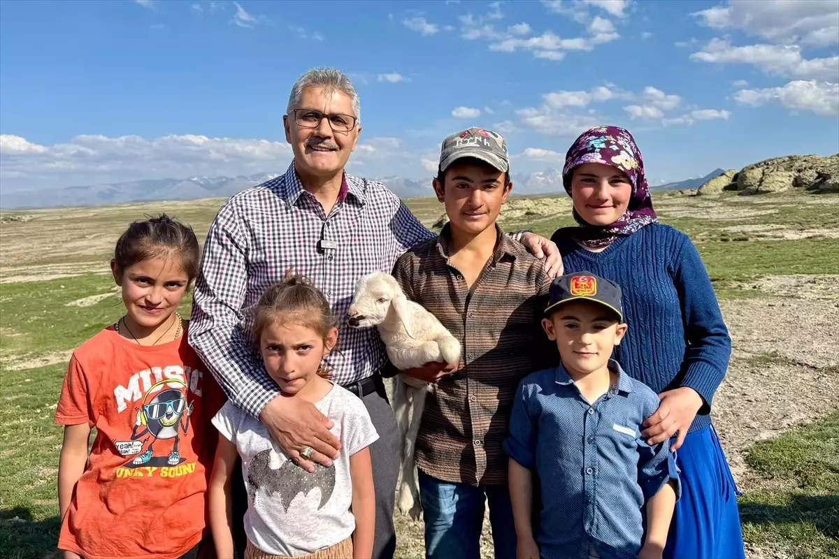 Niğde Valisi Çobanları Ziyaret Etti