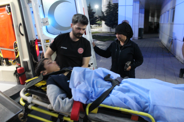 Middle school student shot his 12-year-old friend in the leg with a rifle