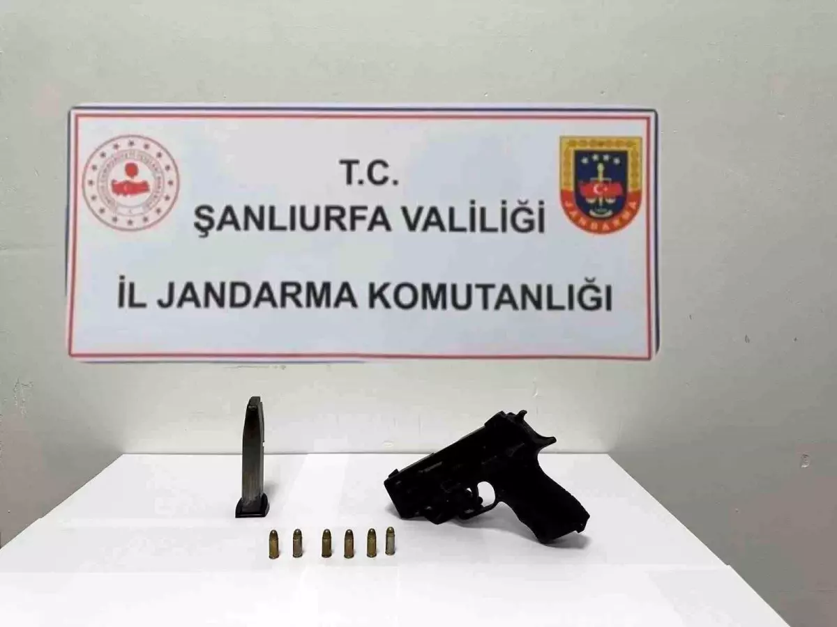 Şanlıurfa'da Ruhsatsız Silah Operasyonu: 5 Gözaltı