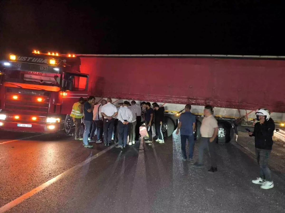 Alanya'da Tır Sürücüsü Kalp Krizi Geçirdi, D-400 Karayolu Kapandı