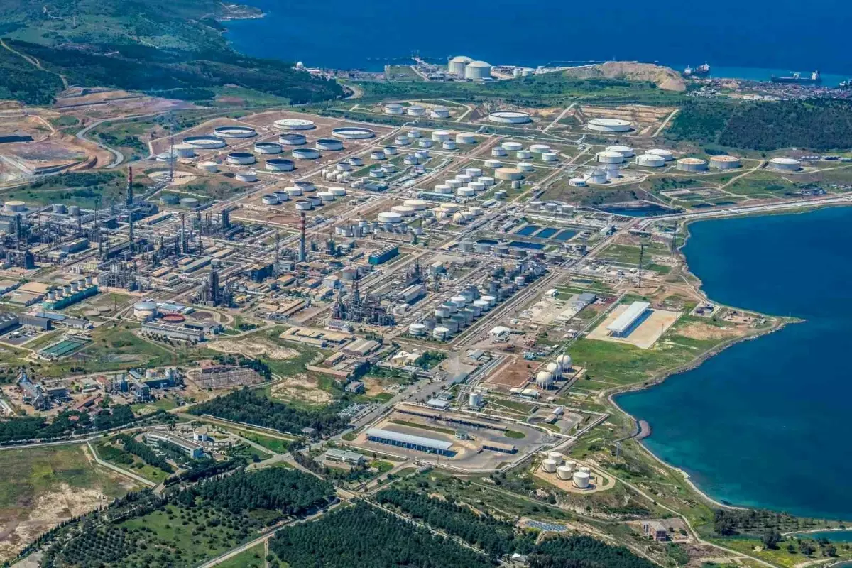 Aliağa, EBSO'nun 2024 Yılı 100 Büyük Sanayi Kuruluşu Listesinde 14 Şirketle Yer Aldı