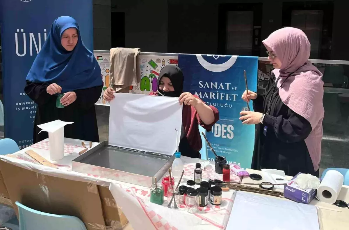 Ebru Sanatı Etkinliği Bayburt'ta Gerçekleşti