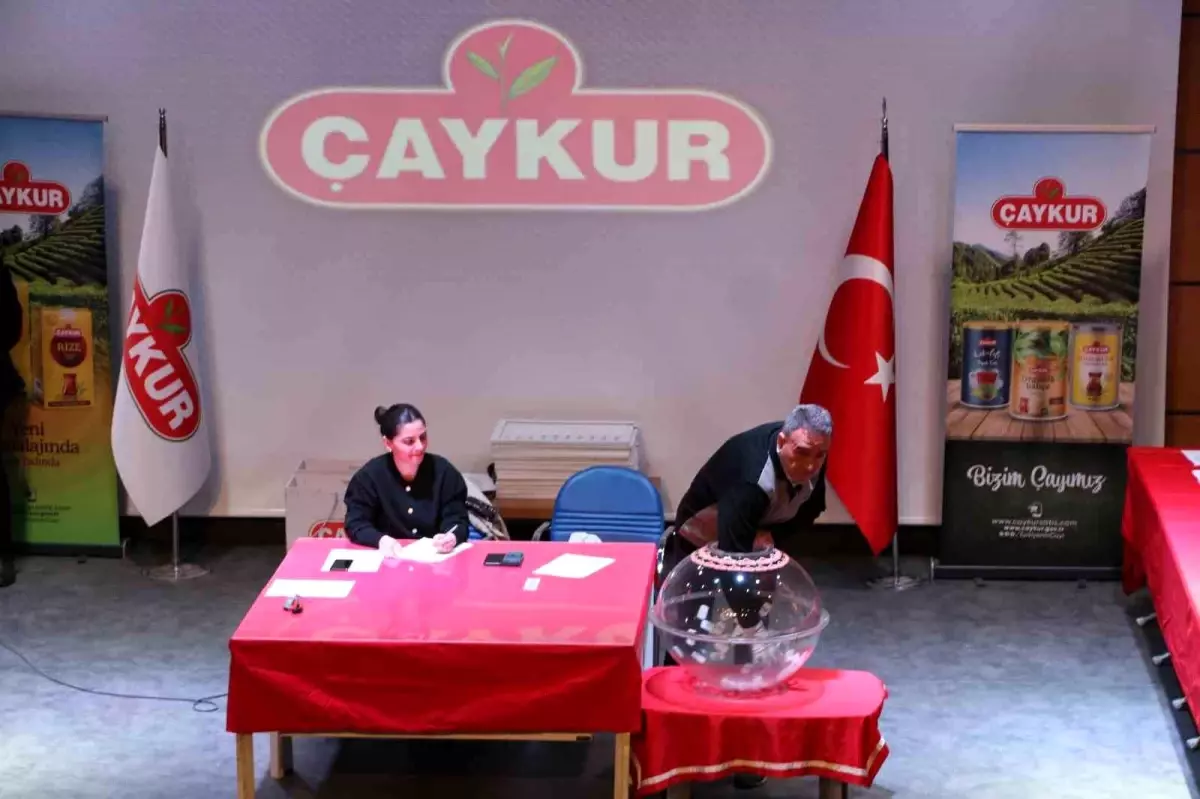 ÇAYKUR 1.500 Geçici İşçi Alımı İçin Kura Çekimi Yapıldı